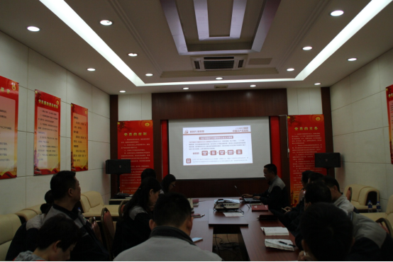 �������ʹ���-׷�󿵽�,����һ������