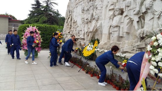 �������ʹ���-׷�󿵽�,����һ������