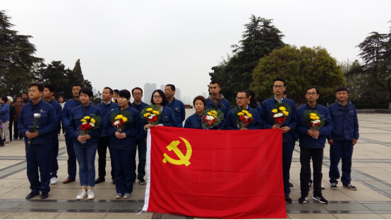 �������ʹ���-׷�󿵽�,����һ������