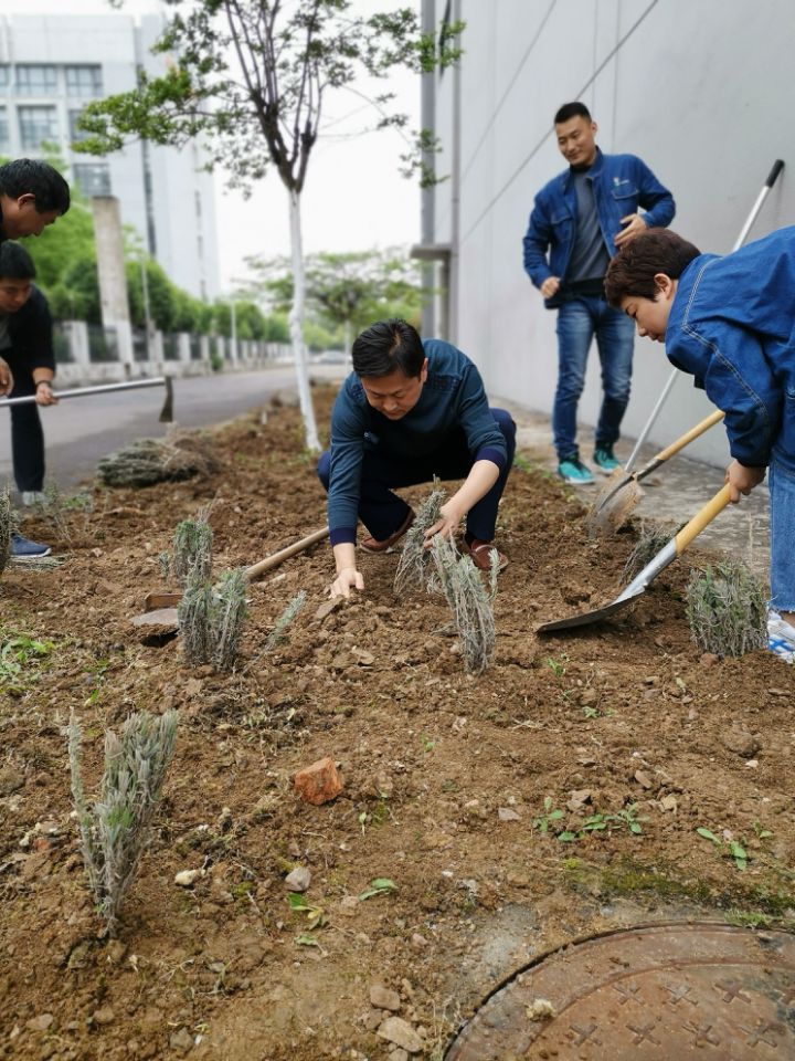 �������ʹ���-׷�󿵽�,����һ������