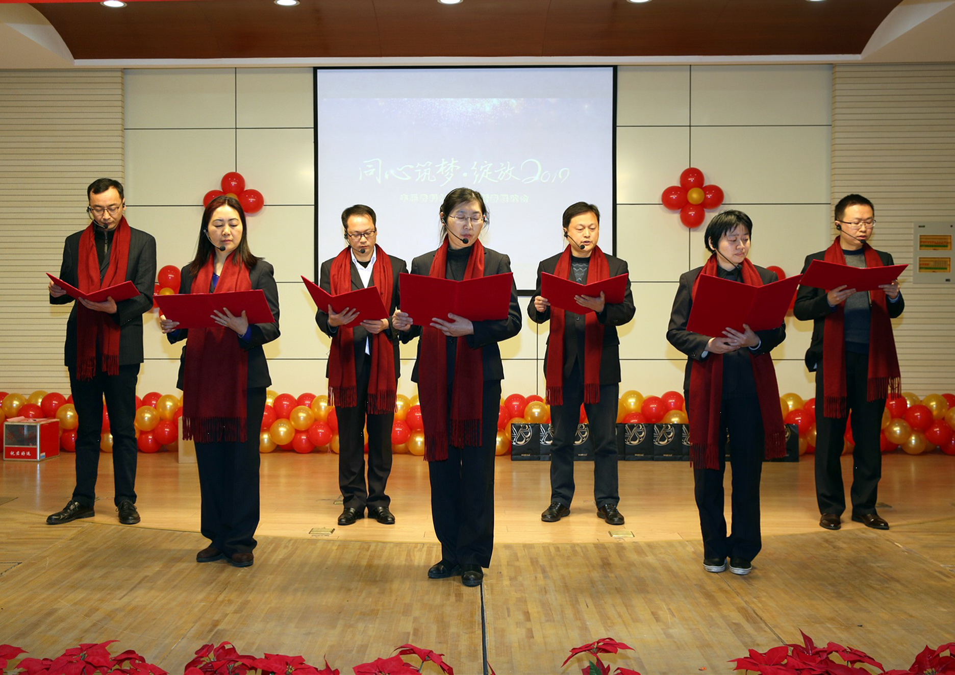 �������ʹ���-׷�󿵽�,����һ������