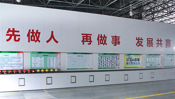 �������ʹ���-׷�󿵽�,����һ������